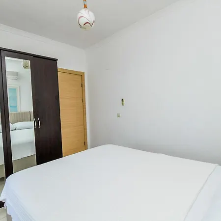 Grand Sea View Aparts Apartment *